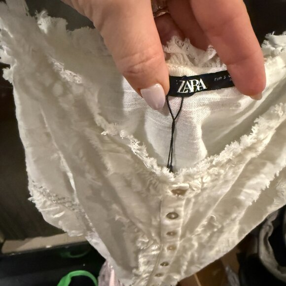 Zara EMBROIDERED COTTON GAUZE TOP Size Small - Picture 2 of 8